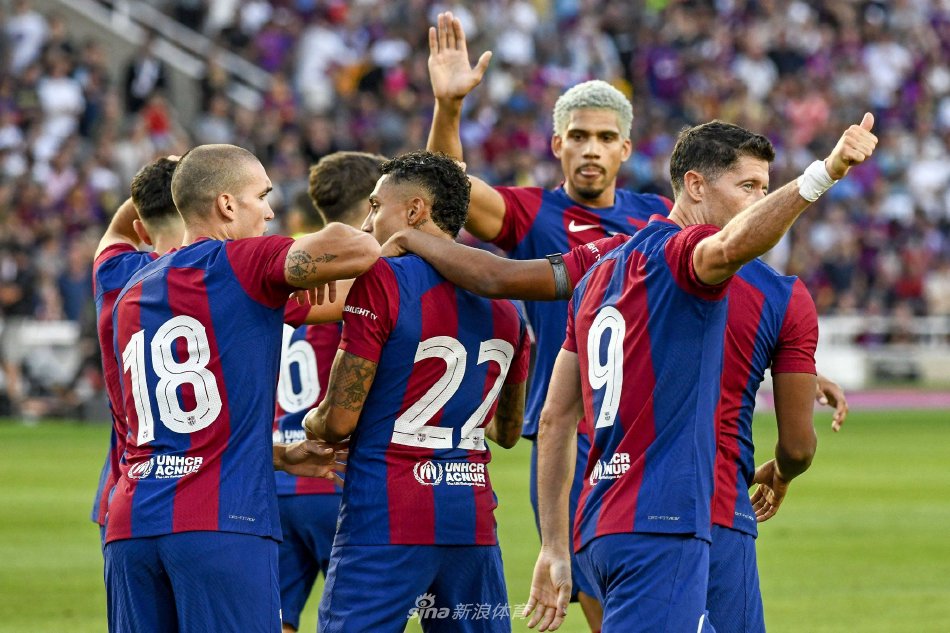 南女排的空 南女排的空